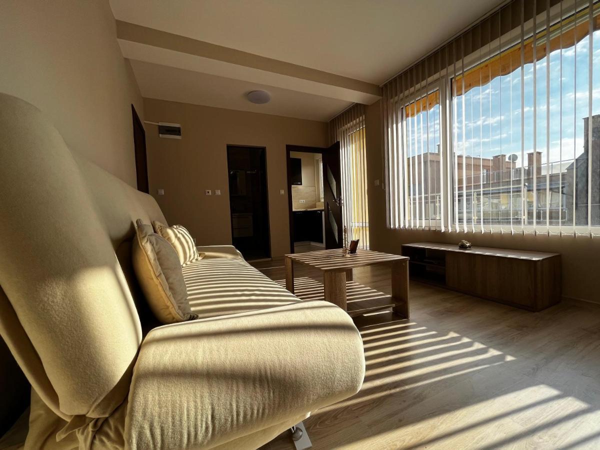 Valemar Apartments Pomorie Exterior photo